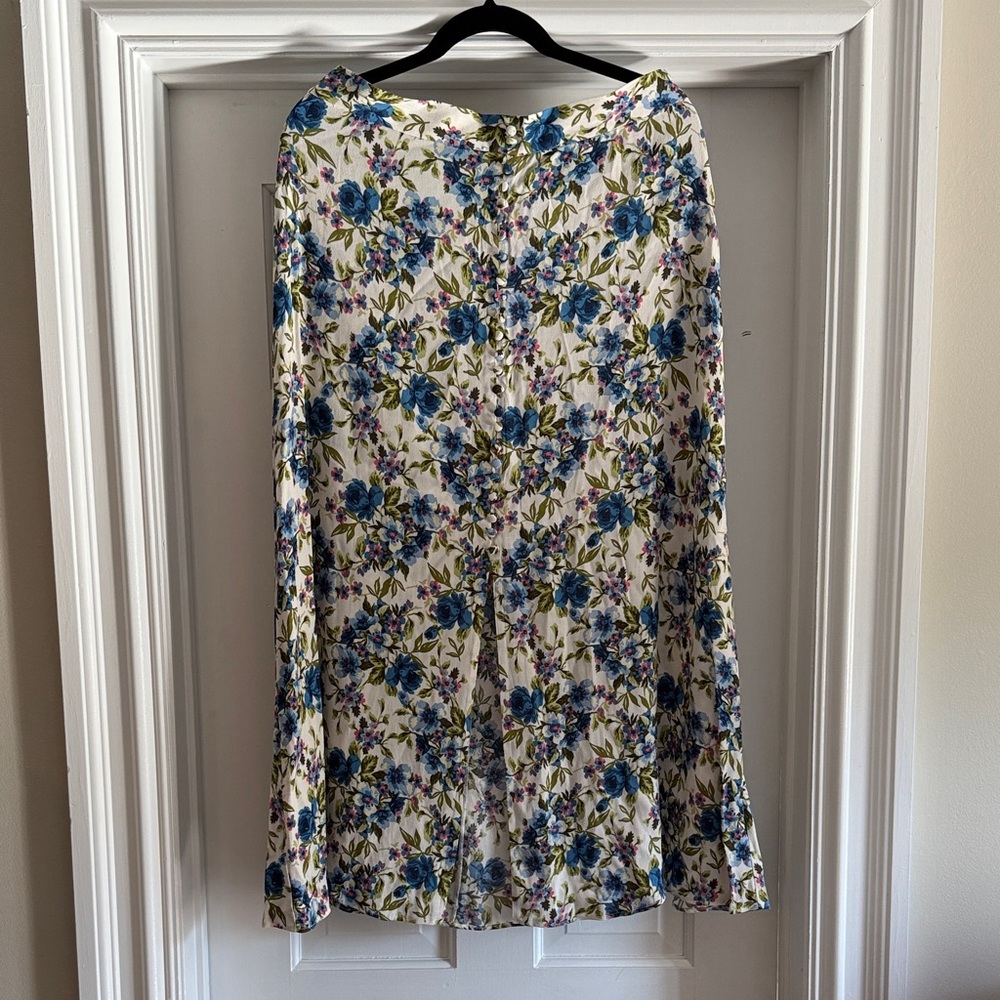 Zara Blue and White Floral Midi Skirt